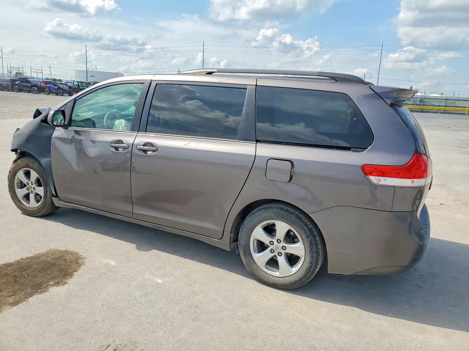 2014 Toyota Sienna VIN 5TDKK3DC5ES453107 COPART salvage auction — FRONT END, Ok - Cert Of Title-Salvage, sold $900 on 2026-07-22 (photo 2)