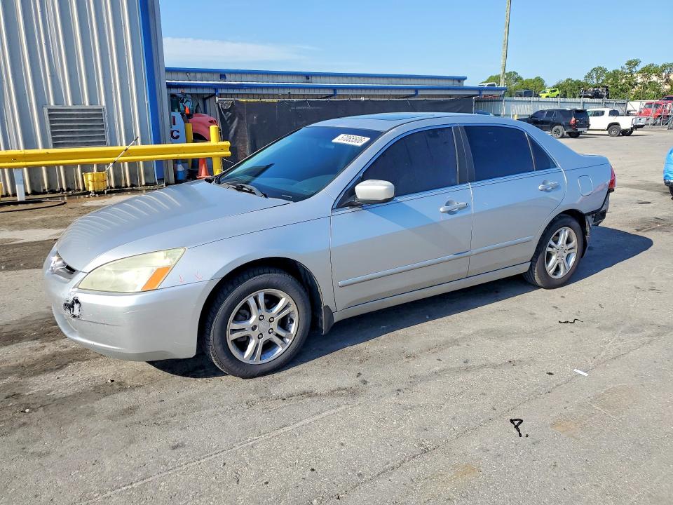 2007 Honda Accord VIN 1HGCM56897A175820 COPART salvage auction — REAR END, Fl - Cert Of Ttl-Rebuilt&Slvg Rbld, sold $425 on 2026-07-02 (photo 1)