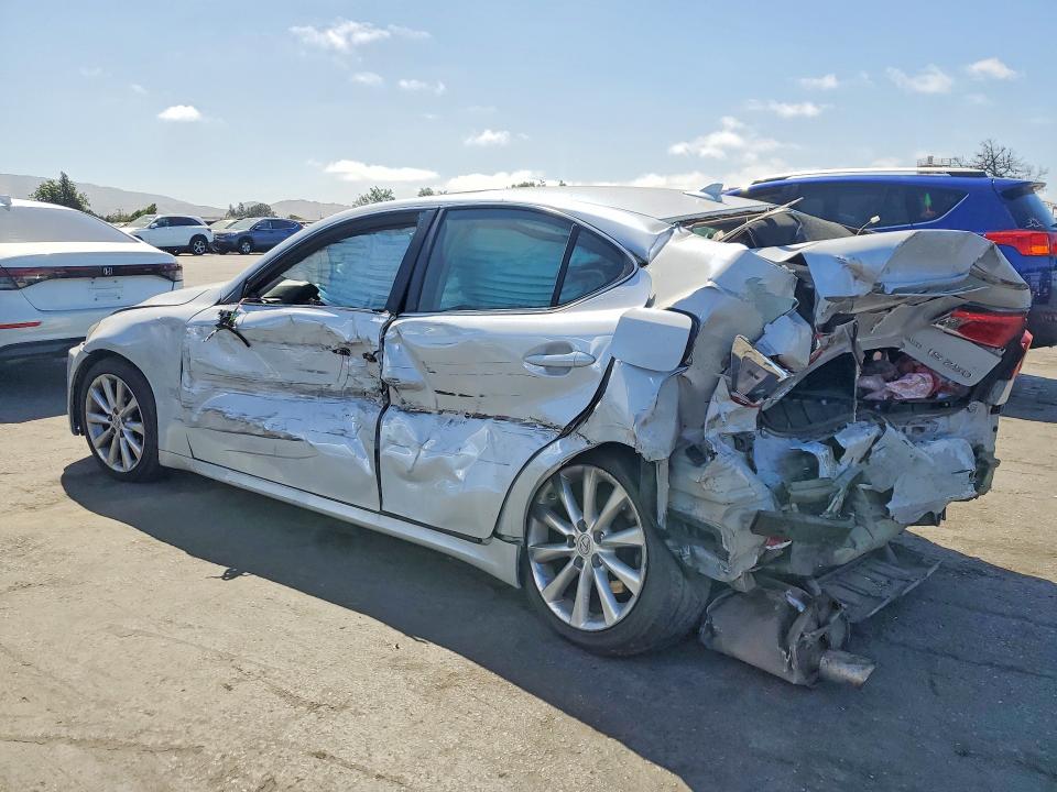 2009 Lexus Is 250 VIN JTHCK262592028940 COPART salvage auction — REAR END, CA - SALVAGE CERTIFICATE, sold $500 on 2026-07-14 (photo 2)