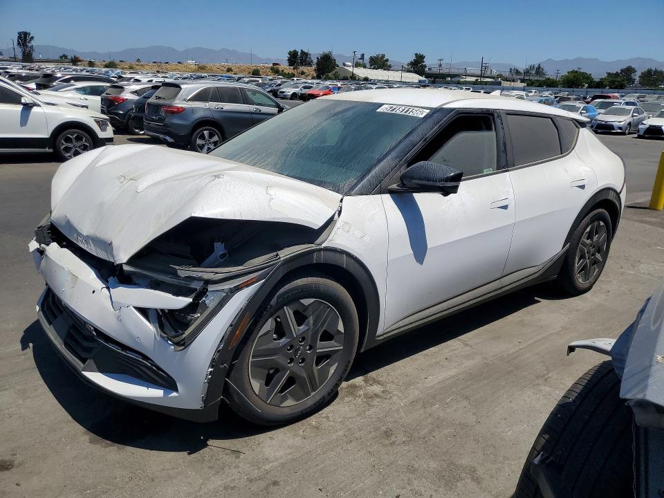 2025 Kia Ev6 VIN 5XYC34JAXSG011071 COPART salvage auction — FRONT END, CA - CERTIFICATE OF TITLE, sold $9,200 on 2026-07-07 (photo 1)