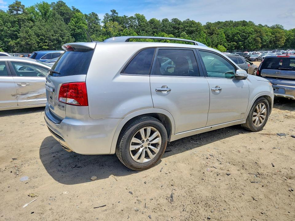 2012 Kia Sorento VIN 5XYKWDA24CG267249 COPART salvage auction — FRONT END, Mt - Certificate Of Title, sold $600 on 2026-07-28 (photo 3)