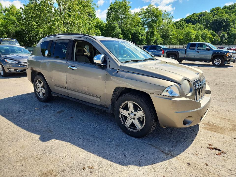 2008 Jeep Compass VIN 1J8FF47W68D713640 COPART salvage auction — FRONT END, PA - CERTIFICATE OF SALVAGE, sold $275 on 2026-07-02 (photo 4)