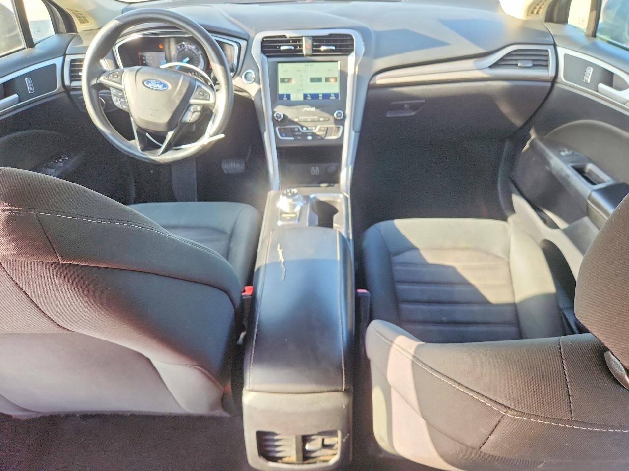 2020 Ford Fusion VIN 3FA6P0HD0LR191264 COPART salvage auction — Normal Wear, OK - CERT OF TITLE-REPOSSESSION, sold $1,050 on 2026-07-02 (photo 8)
