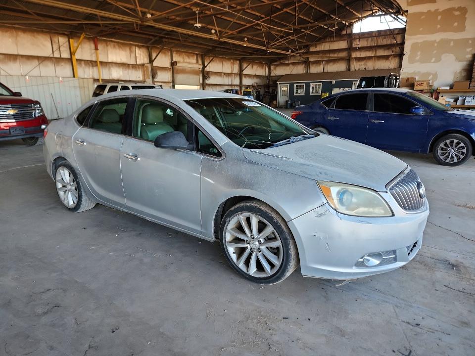 2013 Buick Verano VIN 1G4PR5SK8D4130893 COPART salvage auction — MINOR DENT/SCRATCHES, Az - Certificate Of Title, sold $475 on 2026-07-27 (photo 4)