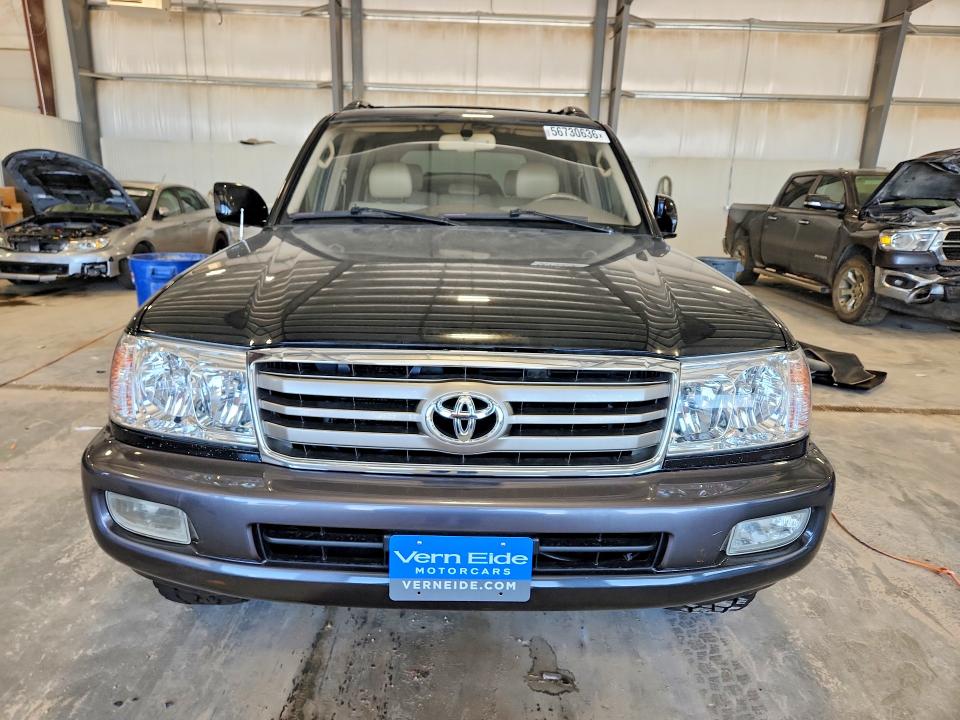 2006 Toyota Land cruiser VIN JTEHT05J562091402 COPART salvage auction — MINOR DENT/SCRATCHES, Sd - Dealer Only Clean Title (P), sold $9,900 on 2026-07-23 (photo 5)