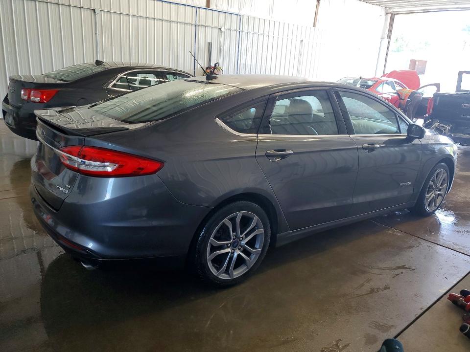 2017 Ford Fusion VIN 3FA6P0LU1HR374266 COPART salvage auction — MECHANICAL, Pa - Cert Of Title (P), sold $2,300 on 2026-07-19 (photo 3)