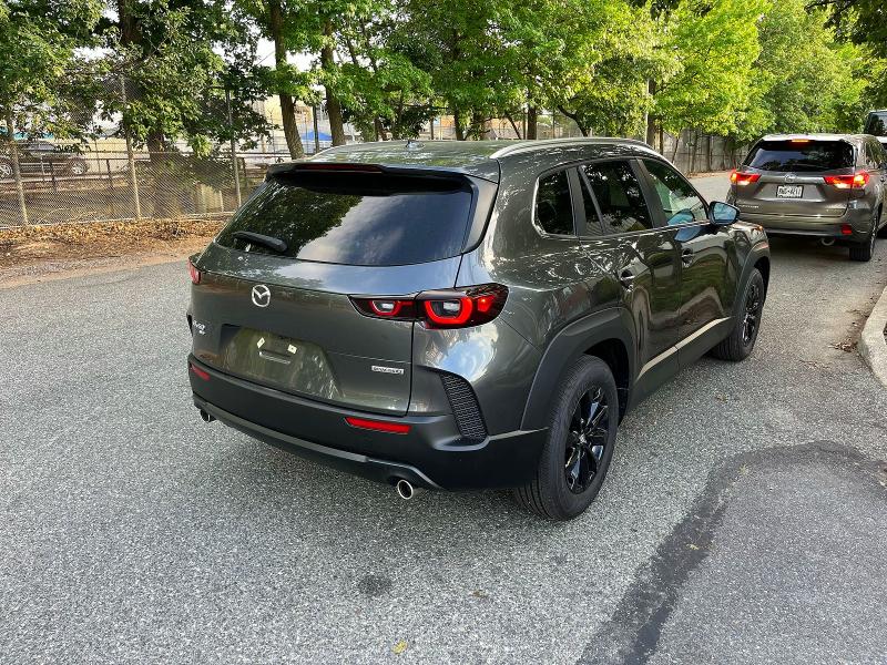 2025 Mazda Cx-50 VIN 7MMVABDM7SN381976 COPART salvage auction — NORMAL WEAR, Pa - Cert Of Title (P), sold $16,700 on 2026-07-17 (photo 4)
