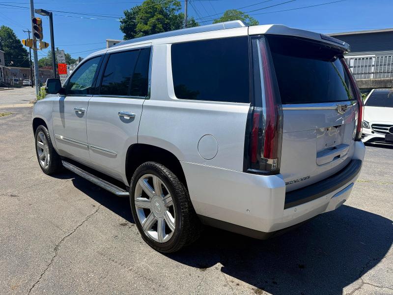 2020 Cadillac Escalade VIN 1GYS4BKJ6LR156326 COPART salvage auction — MINOR DENT/SCRATCHES, Ny - Certificate Of Title (P), sold $13,300 on 2026-07-21 (photo 2)