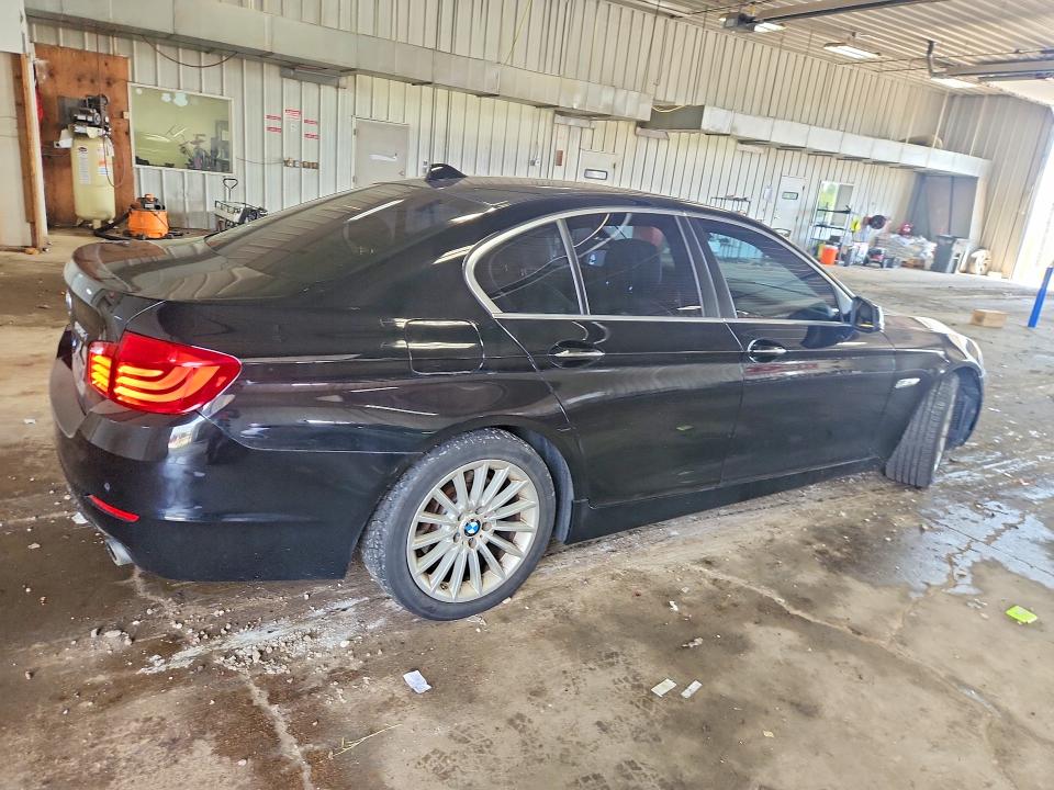2013 BMW 5er VIN WBAFU7C59DDU71980 COPART salvage auction — MINOR DENT/SCRATCHES, Wi - Certificate Of Title, sold $775 on 2026-07-13 (photo 3)