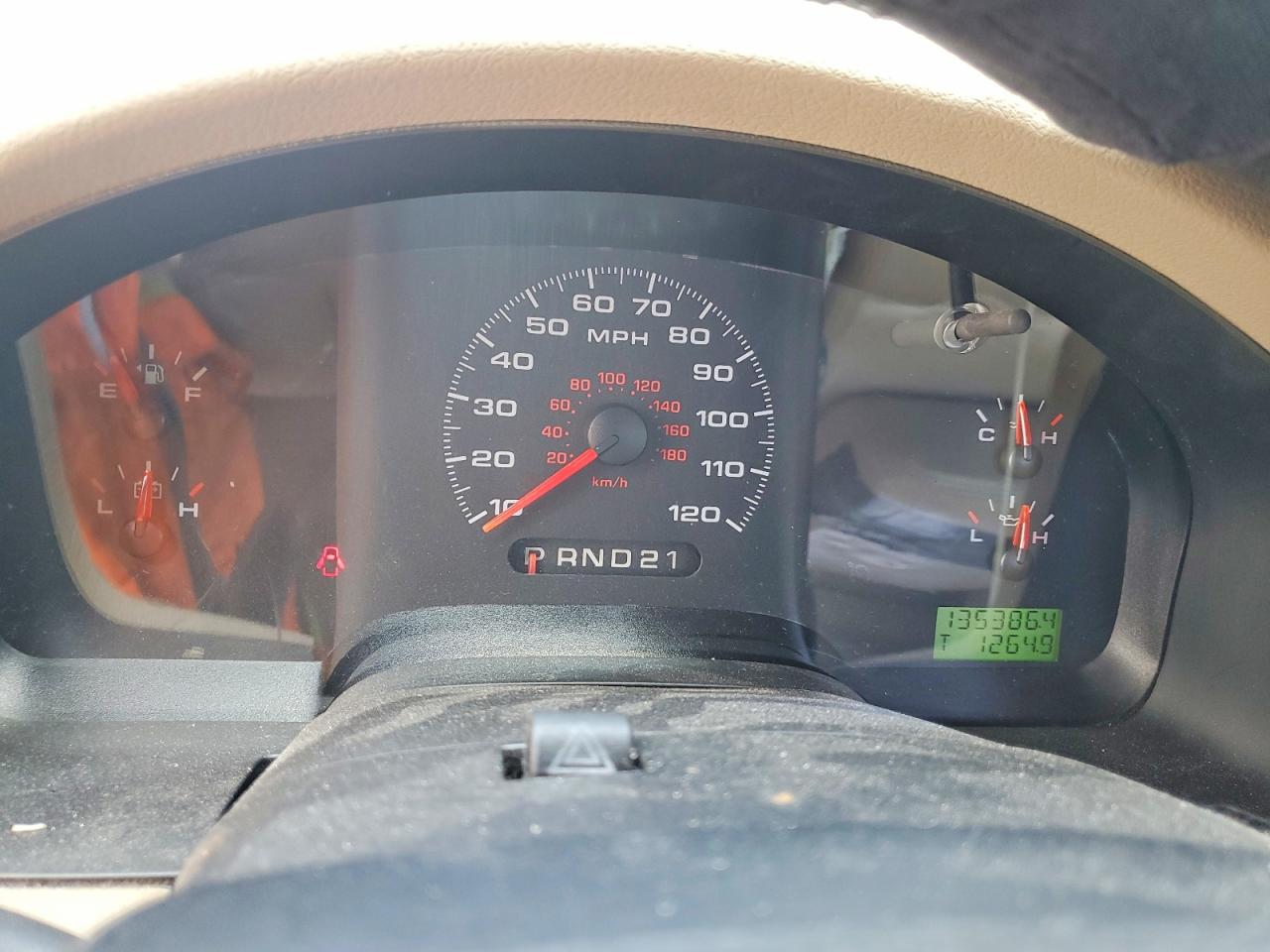 2007 Ford F-150 Lightning VIN 1FTRF12W97NA84197 COPART salvage auction — Minor Dent/Scratches, CA - DIS/DLR/EXP ONLY CLEAN TITLE, sold $3,150 on 2026-07-09 (photo 9)