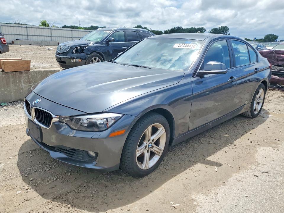 2014 BMW 3er VIN WBA3B3C57EJ977974 COPART salvage auction — MECHANICAL, Mt - Dealer Only Clean Title, sold $950 on 2026-08-01 (photo 1)