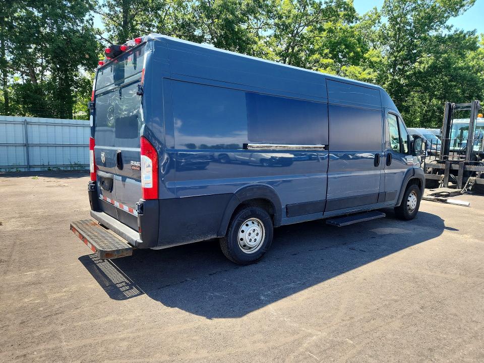 2020 Ram VIN 3C6URVJG8LE139926 COPART salvage auction — NORMAL WEAR, Nj - Certificate Of Title (P), sold $6,800 on 2026-07-28 (photo 3)