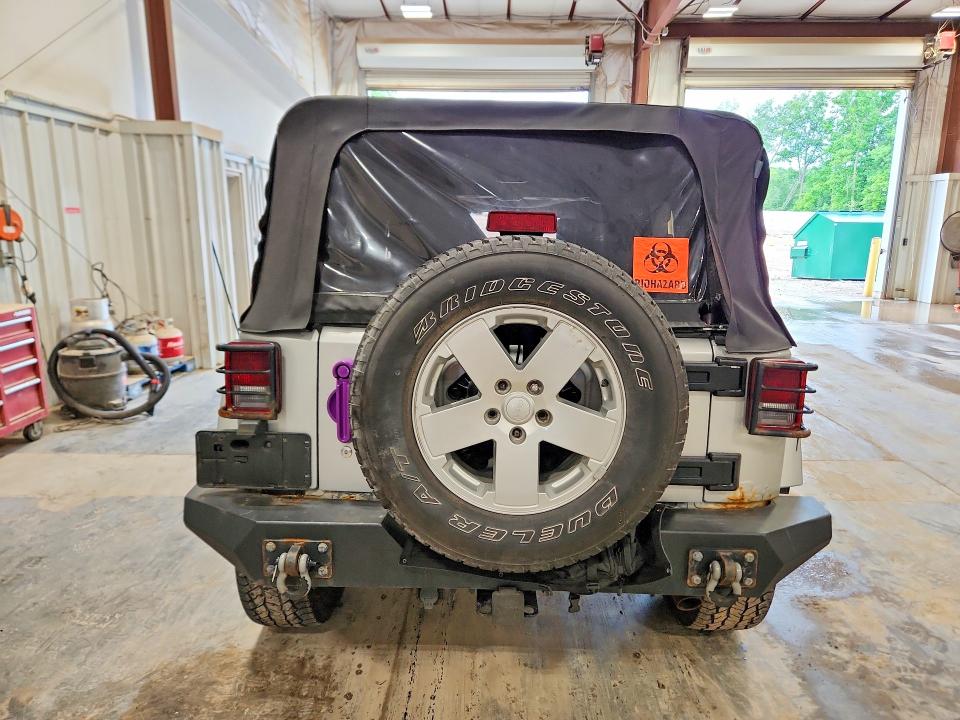 2007 Jeep Wrangler / VIN 1J4GA59117L148553 COPART salvage auction — UNDERCARRIAGE, In - Certificate Of Title, sold $425 on 2026-07-07 (photo 6)