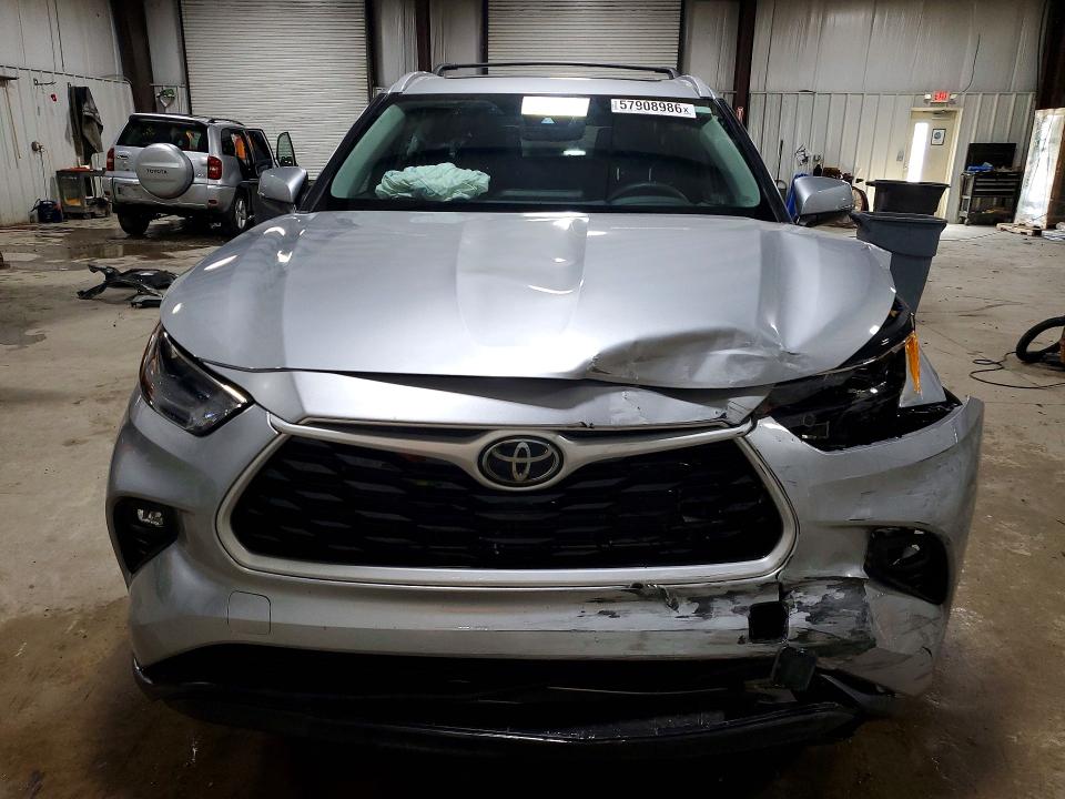 2023 Toyota Highlander VIN 5TDKDRAH5PS046226 COPART salvage auction — FRONT END, Pa - Certificate Of Salvage, sold $14,100 on 2026-07-08 (photo 5)