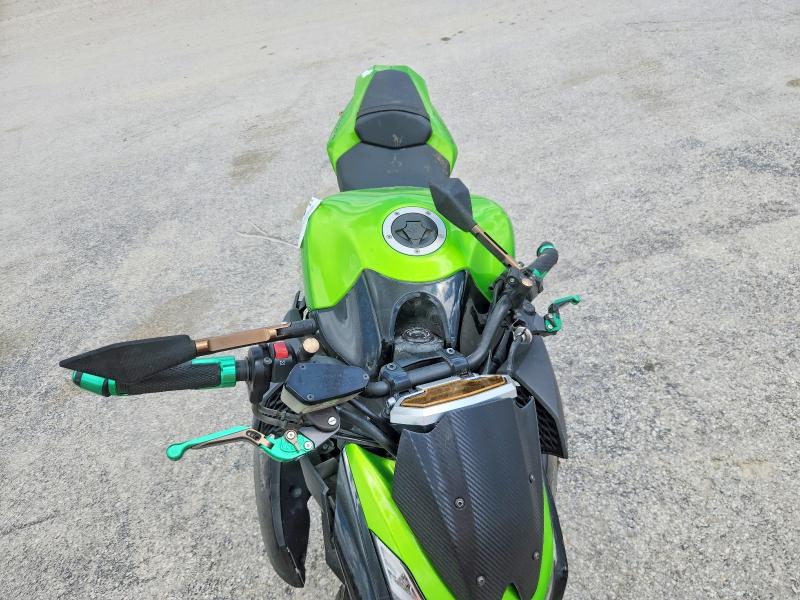 2011 Kawasaki Zr VIN JKAZRCD18BA016729 COPART salvage auction — ALL OVER, Tx - Salvage Vehicle Title, sold $300 on 2026-07-30 (photo 5)