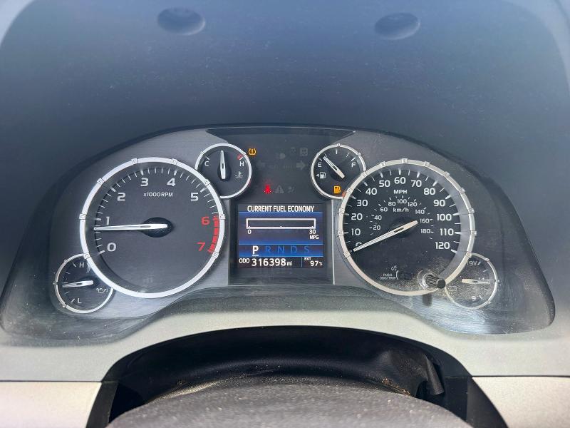 2015 Toyota VIN 5TFDW5F11FX433517 COPART salvage auction — MINOR DENT/SCRATCHES, Ok - Certificate Of Title (P), sold $12,900 on 2026-07-20 (photo 8)