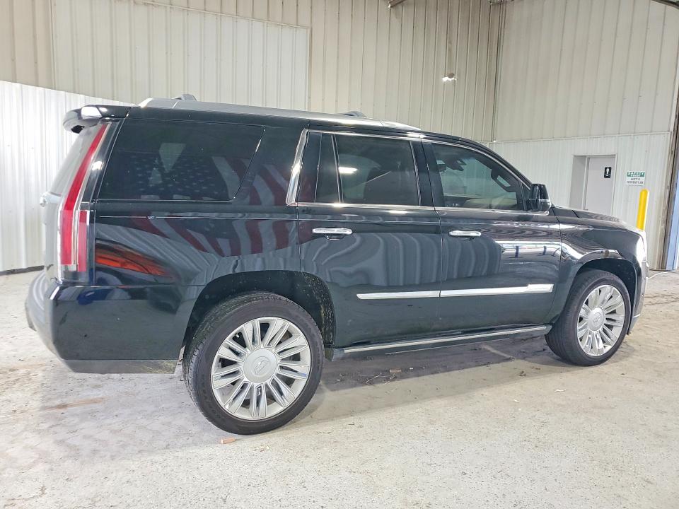 2018 Cadillac Escalade VIN 1GYS4DKJ5JR206237 COPART salvage auction — NORMAL WEAR, Tx - Certificate Of Title, sold $11,700 on 2026-07-30 (photo 3)
