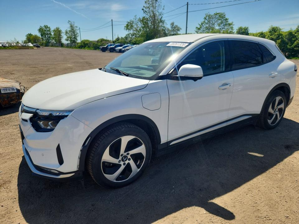 2024 Vinfast Vf8+ VIN RLLV1AEB5RH005671 COPART salvage auction — FRONT END, QC - GRAVEMENT ACCIDENTE, sold $3,800 on 2026-07-07 (photo 1)