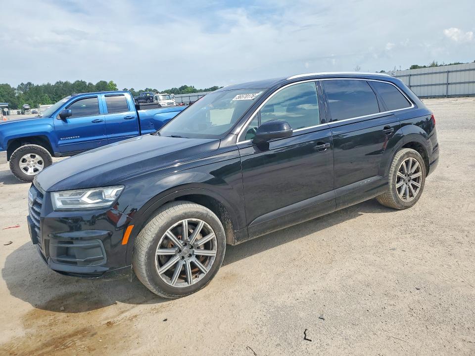 2017 Audi Q7 VIN WA1AAAF72HD057553 COPART salvage auction — MINOR DENT/SCRATCHES, Sc - Certificate Of Title, sold $4,150 on 2026-07-13 (photo 1)