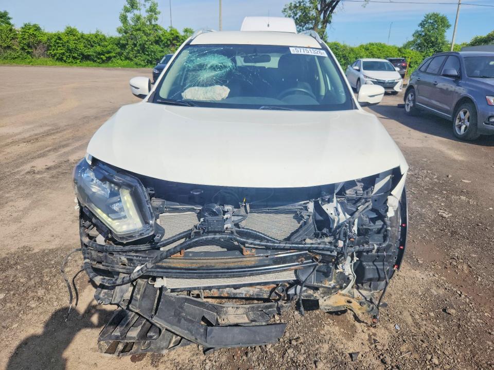 2017 Nissan VIN 5N1AT2MT0HC850146 COPART salvage auction — FRONT END, Qc - Gravement Accidente, sold $550 on 2026-07-28 (photo 5)