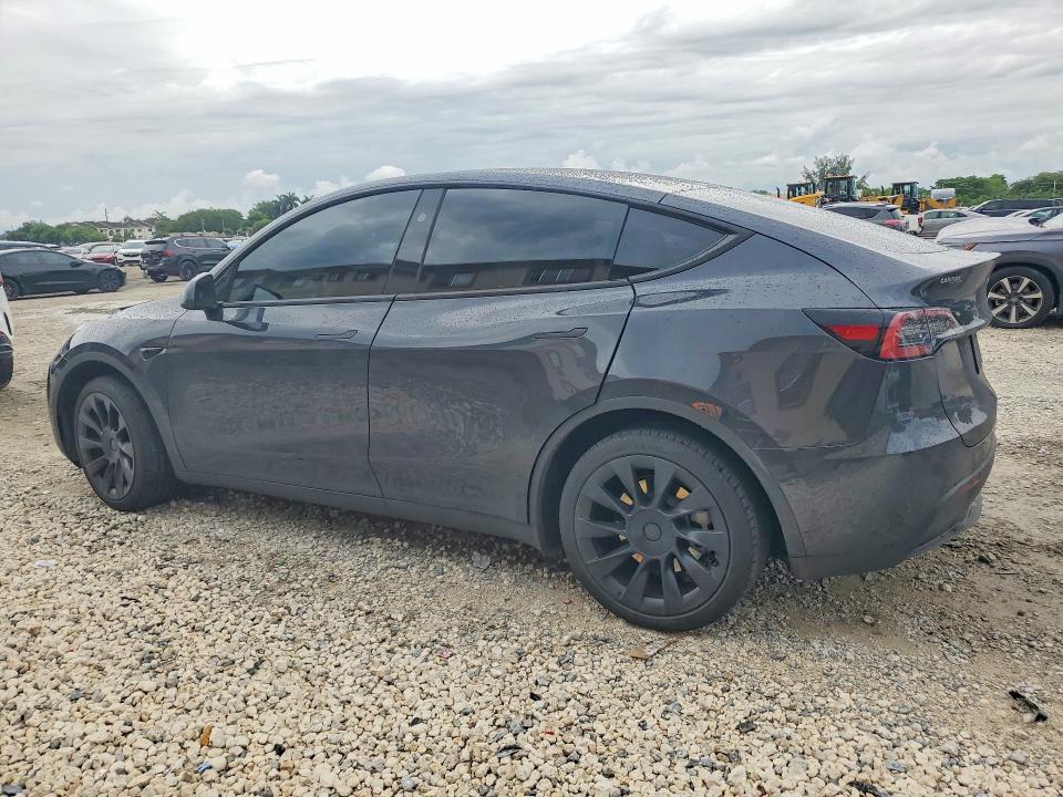 2024 Tesla VIN 7SAYGDEE5RF037184 COPART salvage auction — SIDE, Fl - Cert Of Title Slvg Rebuildable, sold $10,300 on 2026-07-28 (photo 2)