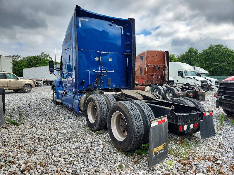 2021 Kenworth Construction VIN 1XKYD49X7MJ437478 COPART salvage auction — ALL OVER, PA - CERTIFICATE OF SALVAGE, sold $7,500 on 2026-07-16 (photo 3)