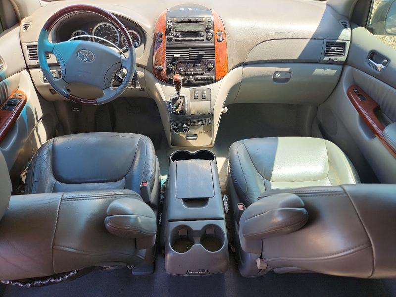2004 Toyota Sienna VIN 5TDZA22C14S149298 COPART salvage auction — REAR END, TX - SALVAGE VEHICLE TITLE, sold $350 on 2026-07-21 (photo 8)