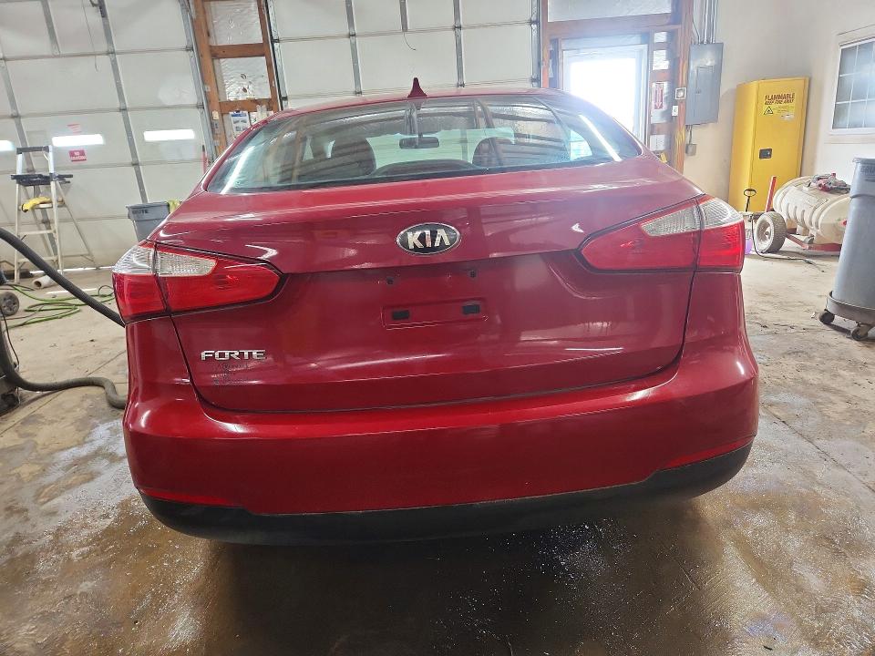 2016 Kia Forte VIN KNAFK4A6XG5474823 COPART salvage auction — FRONT END, Il - Salvage Certificate, sold $550 on 2026-07-13 (photo 6)