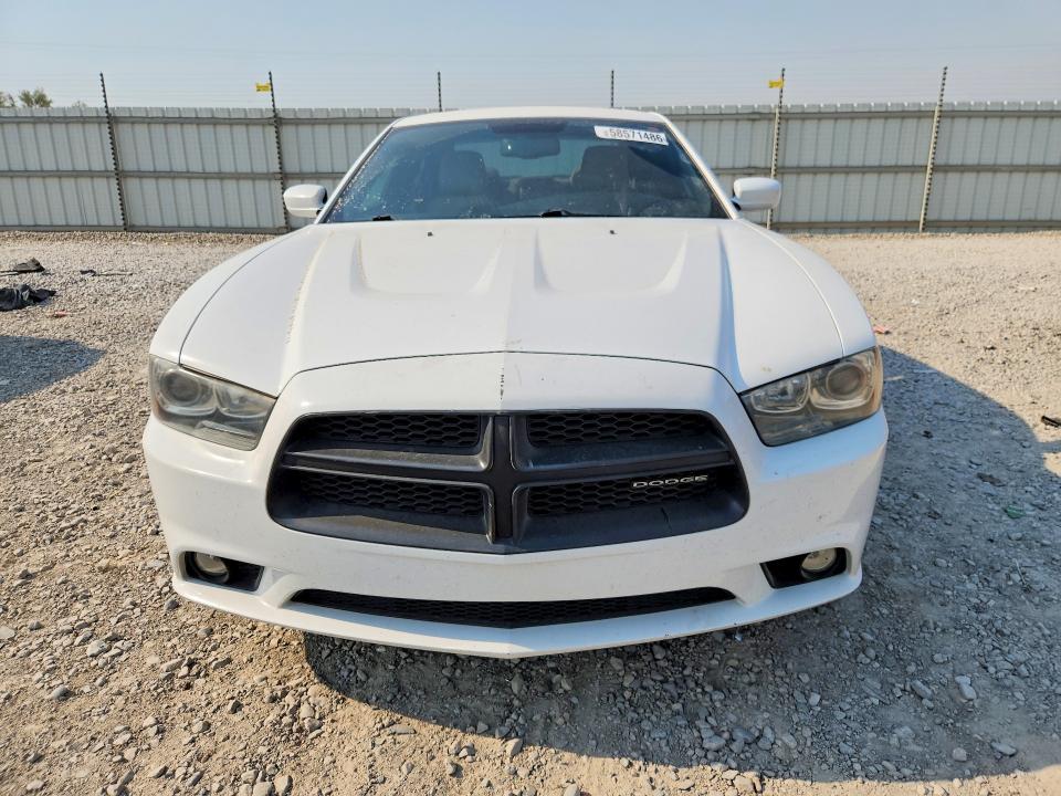 2011 Dodge Charger VIN 2B3CM5CT7BH552695 COPART salvage auction — MINOR DENT/SCRATCHES, Ut - Certificate Of Title, sold $3,300 on 2026-07-02 (photo 5)