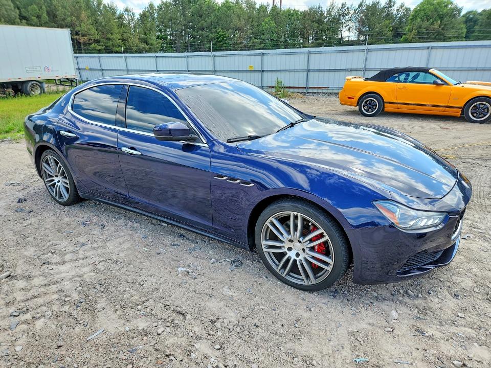 2017 Maserati Ghibli VIN ZAM57RSLXH1205243 COPART salvage auction — MINOR DENT/SCRATCHES, Va - Certificate Of Title (P), sold $8,400 on 2026-07-27 (photo 4)