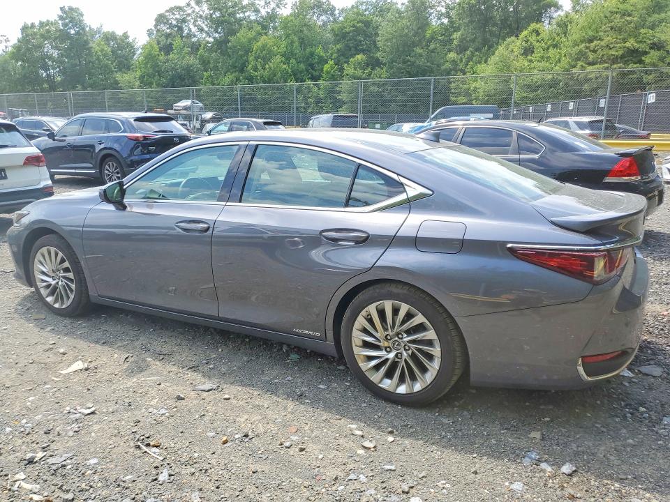 2020 Lexus VIN 58AE21B16LU012411 COPART salvage auction — SIDE, Md - Cert Of Salvage > 75% Damage, sold $16,500 on 2026-07-31 (photo 2)