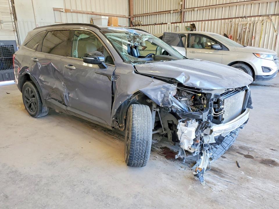 2021 Kia Sorento VIN 5XYRLDLC9MG024146 COPART salvage auction — FRONT END, Tx - Salvage Vehicle Title, sold $2,900 on 2026-07-24 (photo 4)