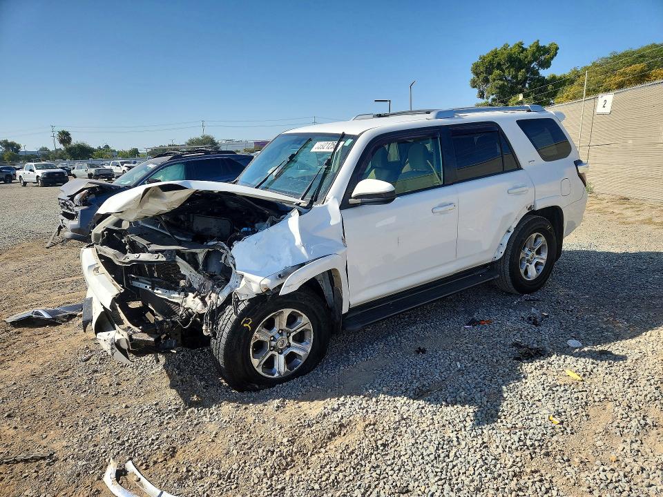 2016 Toyota 4runner VIN JTEZU5JR7G5146135 COPART salvage auction — FRONT END, CA - SALVAGE CERTIFICATE, sold $3,450 on 2026-07-31 (photo 1)