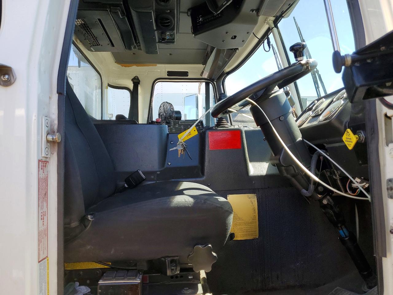 2019 Autocar Xpeditor VIN 5VCACRCE7KC230159 COPART salvage auction — Mechanical, Ct - Clean Title, sold $10,600 on 2026-09-18 (photo 5)