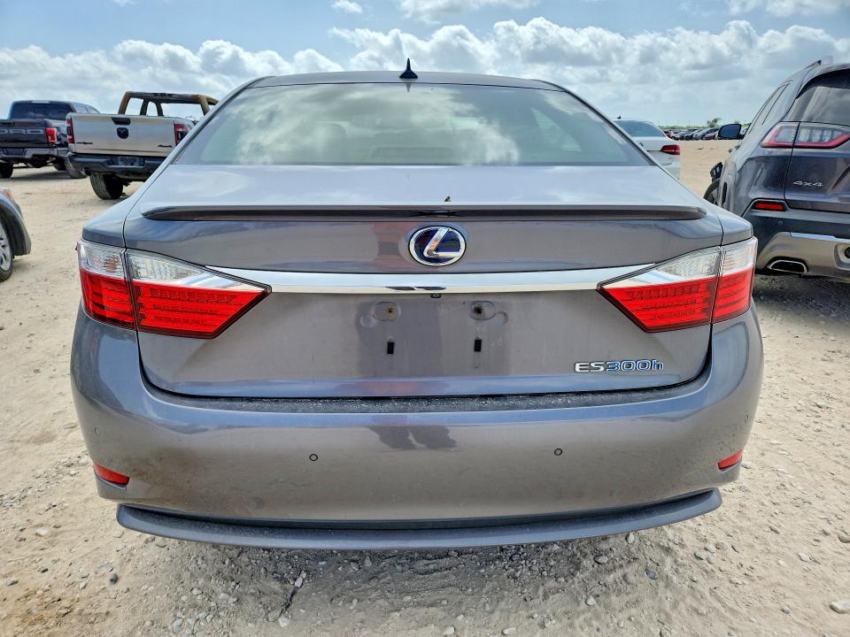 2013 Lexus ES VIN JTHBW1GGXD2001956 COPART salvage auction — MINOR DENT/SCRATCHES, Pa - Cert Of Title (P), sold $425 on 2026-07-09 (photo 6)