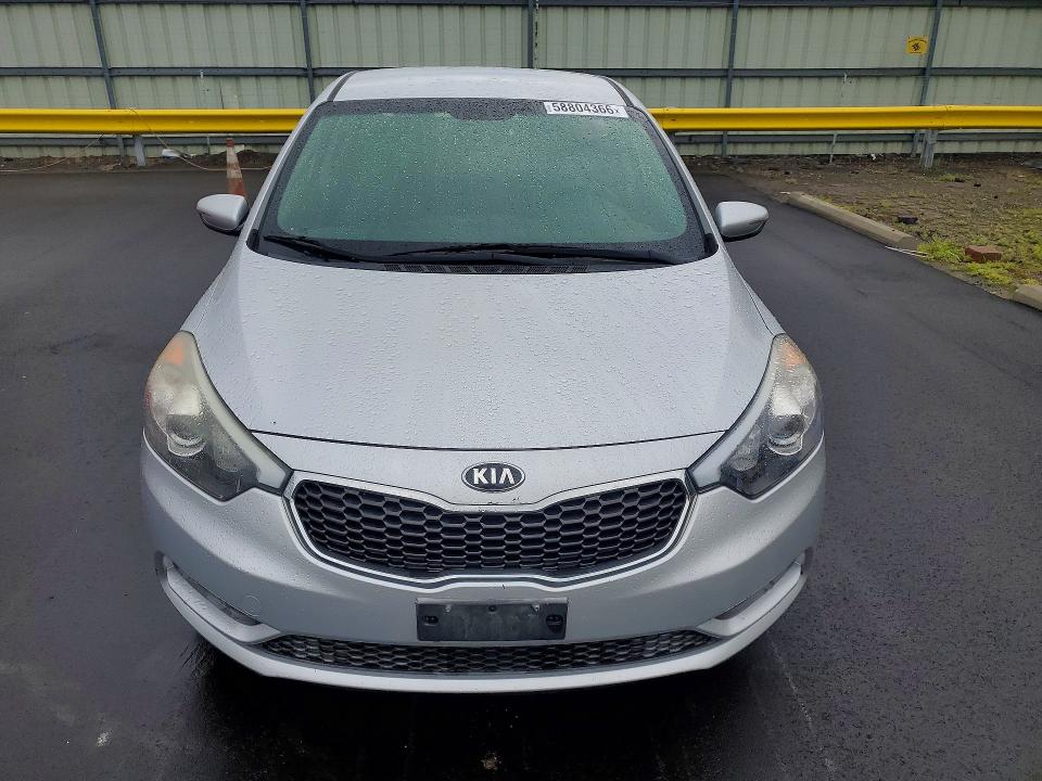 2015 Kia Forte VIN KNAFX4A62F5340498 COPART salvage auction — MINOR DENT/SCRATCHES, Mi - Certificate Of Title, sold $1,650 on 2026-07-02 (photo 5)