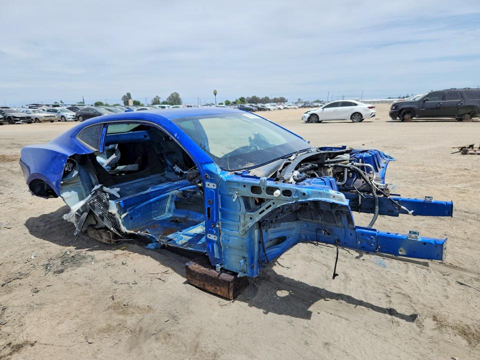 2017 Chevrolet Camaro VIN 1G1FG1R77H0158609 COPART salvage auction — VANDALISM, Ca - Salvage Certificate, sold $60 on 2026-07-09 (photo 4)