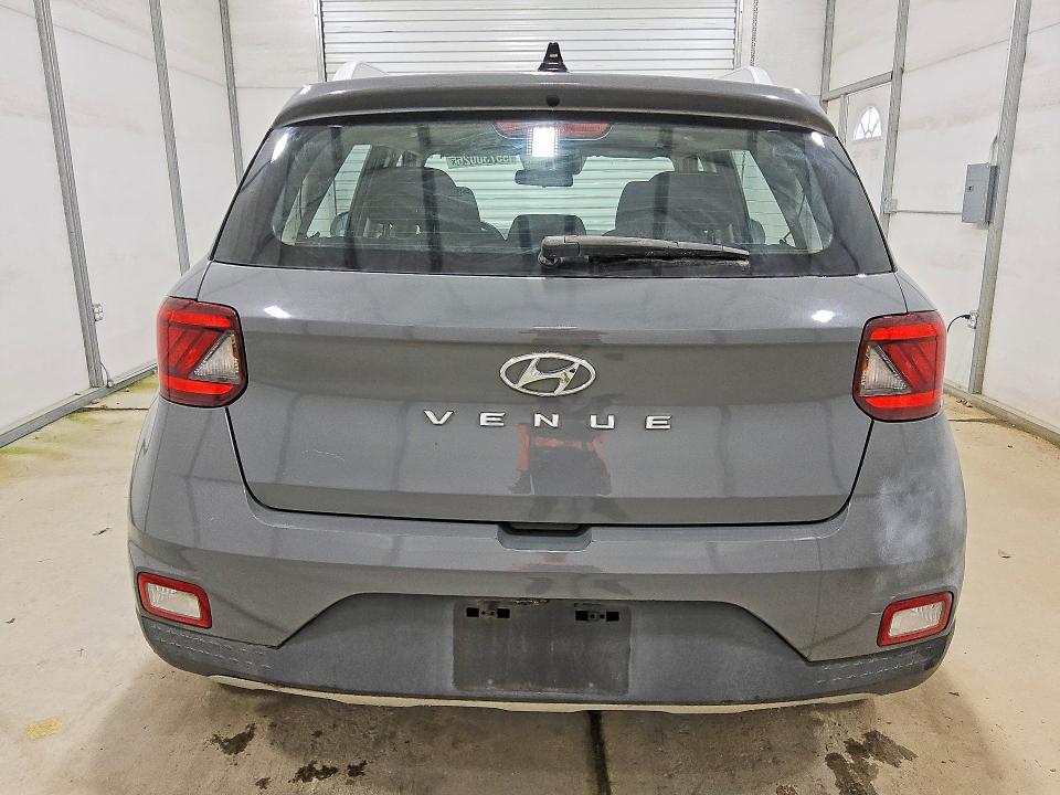 2020 Hyundai Venue VIN KMHRC8A30LU038083 COPART salvage auction — MINOR DENT/SCRATCHES, Ga - Certificate Of Title, sold $2,700 on 2026-07-02 (photo 6)