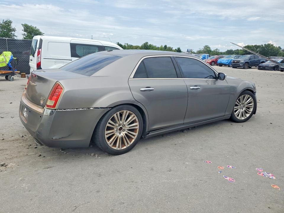 2011 Chrysler 300 VIN 2C3CA5CG3BH585675 COPART salvage auction — FRONT END, Fl - Certificate Of Title, sold $500 on 2026-07-02 (photo 3)