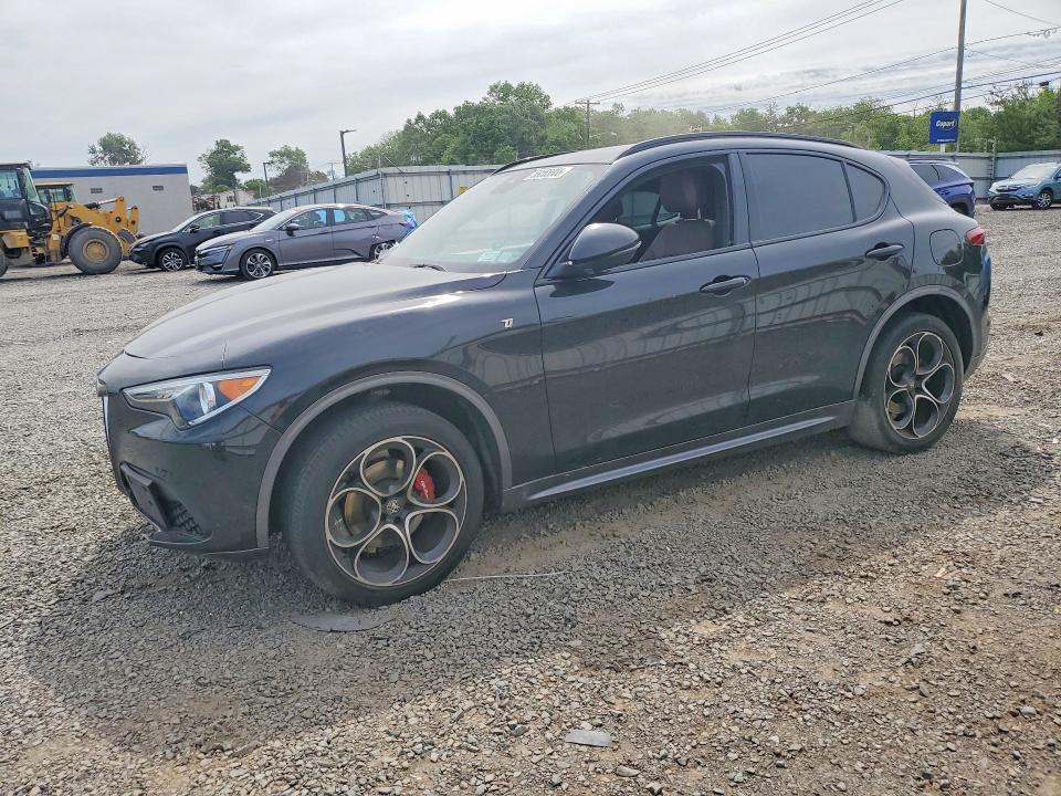 2023 Alfa romeo Stelvio VIN ZASPAKBN6P7D55604 — COPART salvage auction photo