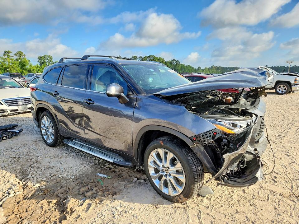 2020 Toyota VIN 5TDYZRAHXLS010280 COPART salvage auction — FRONT END, TX - SALVAGE VEHICLE TITLE, sold $10,400 on 2026-07-31 (photo 4)