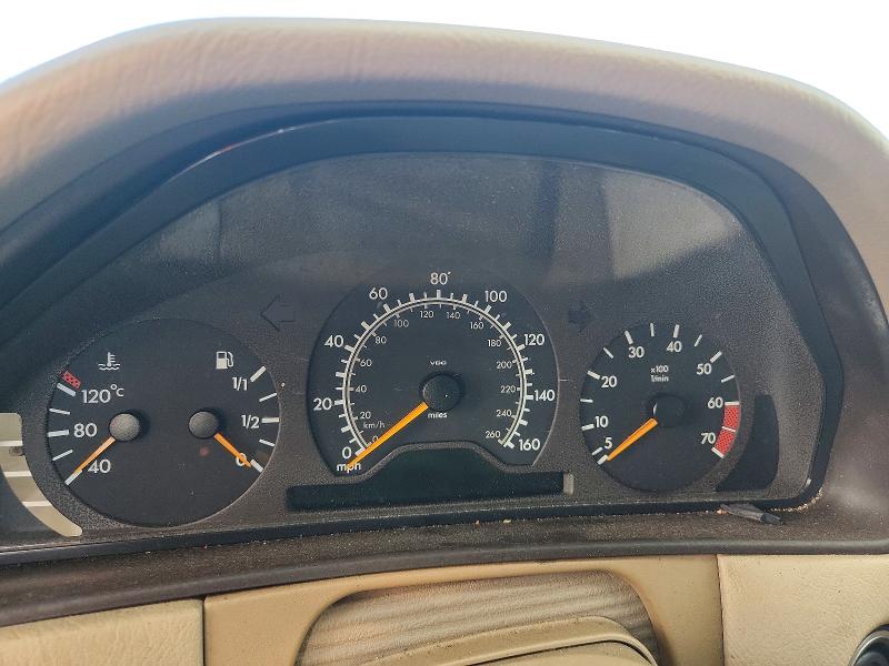 1999 Mercedes-benz E-class VIN WDBJF65H9XA946282 COPART salvage auction — SIDE, La - Cert Of Title-Salvage, sold $375 on 2026-07-15 (photo 9)