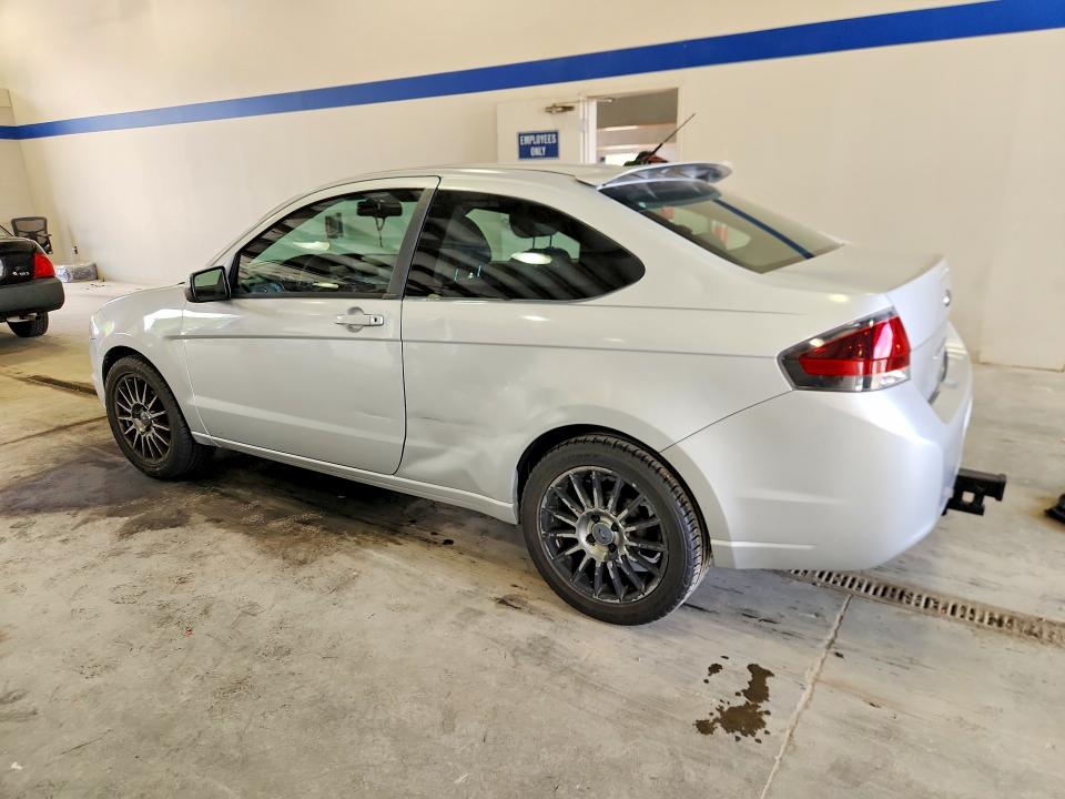 2009 Ford Focus VIN 1FAHP33N69W200629 COPART salvage auction — SIDE, VA - CERT OF TITLE - SALVAGE, sold $275 on 2026-07-02 (photo 2)