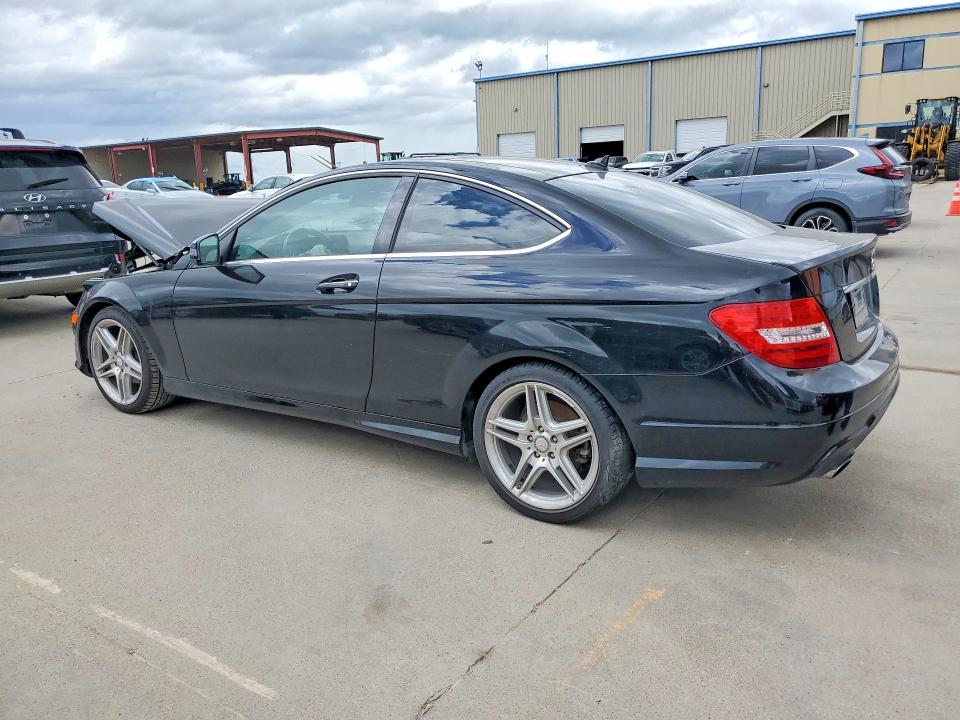 2012 Mercedes-benz C-klasse VIN WDDGJ4HB4CF855641 COPART salvage auction — FRONT END, Tx - Salvage Vehicle Title, sold $175 on 2026-07-23 (photo 2)