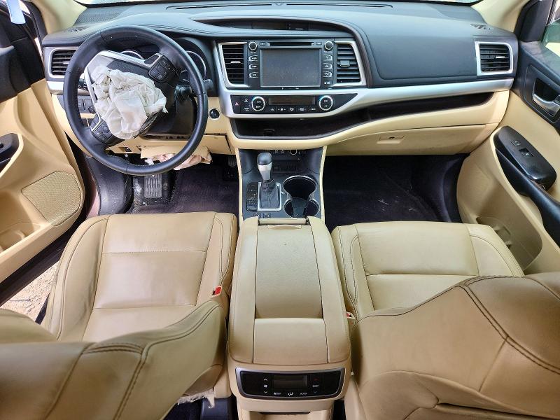 2017 Toyota Highlander VIN 5TDKZRFH7HS226982 COPART salvage auction — FRONT END, Tx - Salvage Vehicle Title, sold $6,700 on 2026-07-30 (photo 8)