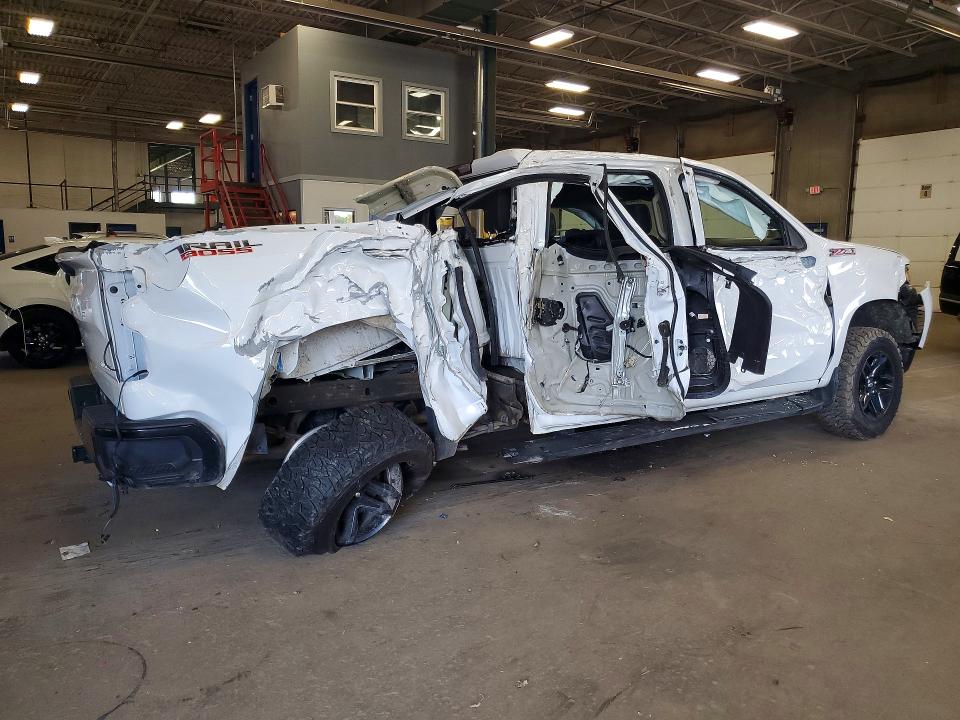 2024 Chevrolet Silverado VIN 3GCUDCEDXRG155246 COPART salvage auction — ALL OVER, Mn - Cert Of Title-Salvage, sold $7,200 on 2026-07-30 (photo 3)