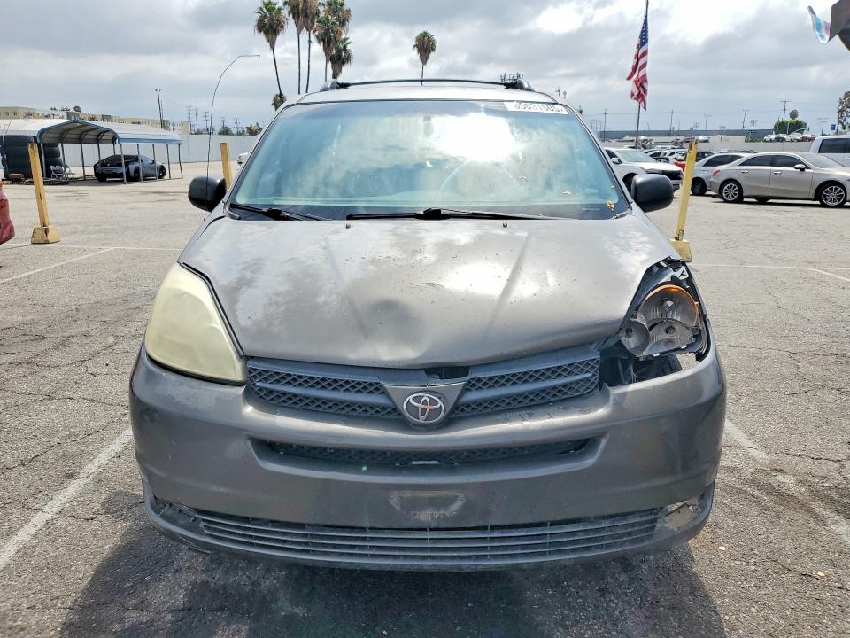 2005 Toyota Sienna VIN 5TDZA23C05S309591 COPART salvage auction — FRONT END, Ca - Dis/Dlr/Exp Only Clean Title, sold $525 on 2026-07-07 (photo 5)