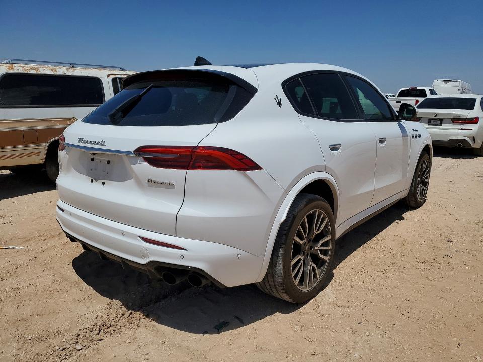 2023 Maserati VIN ZN682AVM1P7426522 COPART salvage auction — FRONT END, Pa - Cert Of Title (P), sold $12,700 on 2026-08-05 (photo 3)