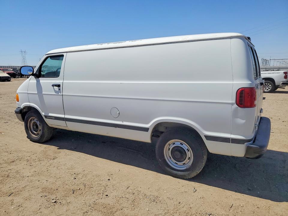 1998 Dodge Ram van VIN 2B7JB21Y7WK144862 COPART salvage auction — MINOR DENT/SCRATCHES, CA - DIS/DLR/EXP ONLY CLEAN TITLE, sold $425 on 2026-07-20 (photo 2)