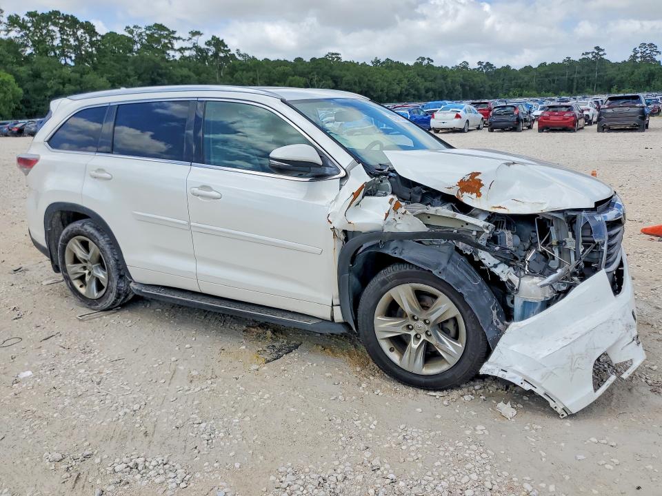 2015 Toyota VIN 5TDYKRFH1FS081868 COPART salvage auction — FRONT END, Tx - Salvage Vehicle Title, sold $5,000 on 2026-07-24 (photo 4)